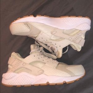 Nike Huarache Shoes
